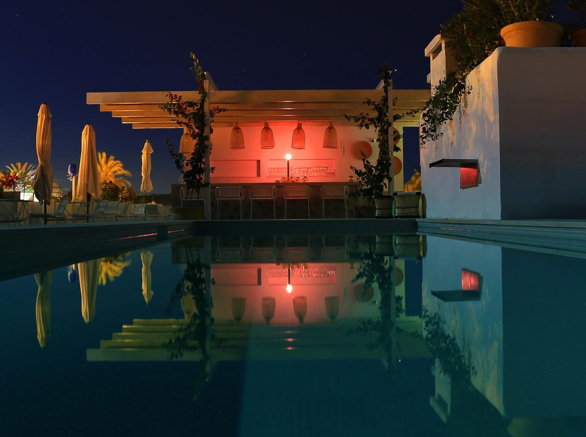 Gatzara Suites Santa Gertrudis Santa Gertrudis  Exterior photo